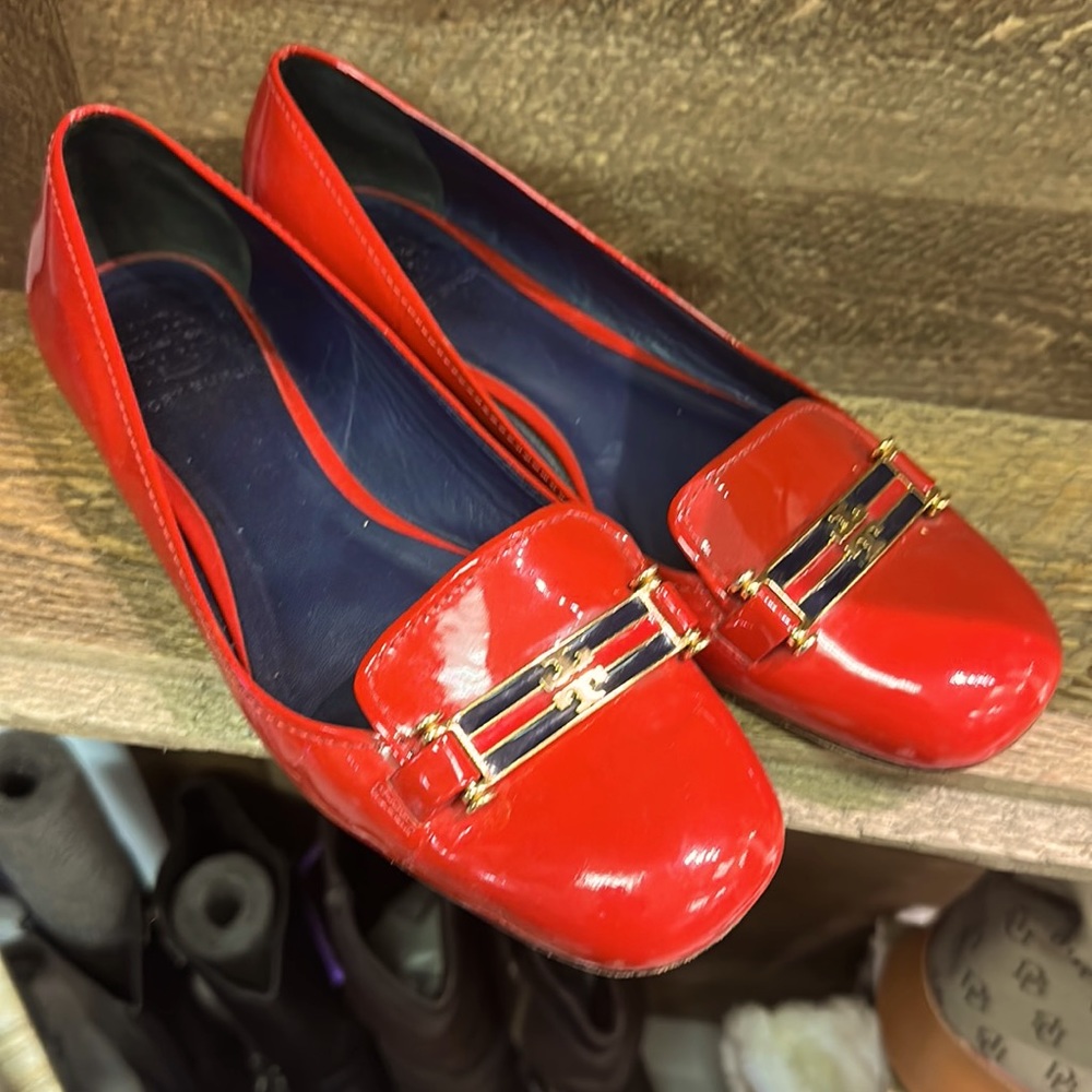 Tori Burch red Pantene leather shoes